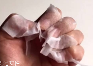 敷完的面膜有什么妙用？做手指膜預防倒刺