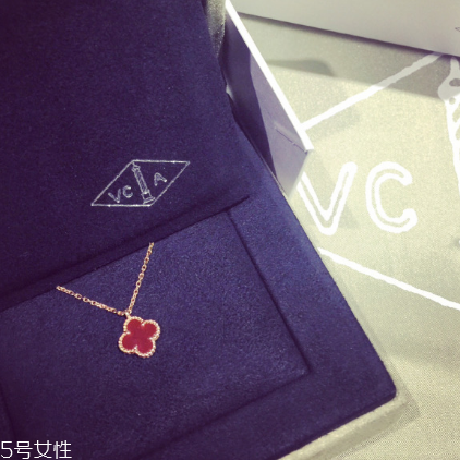 梵克雅寶屬于奢侈品嗎？名流貴族追捧的頂級珠寶