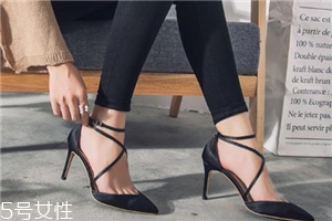 高跟鞋開膠了怎么辦？高跟鞋脫膠這樣處理