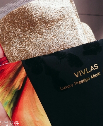 vivlas唯蘭頌黃金金箔面膜怎么用？