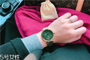 michael kors手表怎么樣？時(shí)尚與科技兼?zhèn)?><p><strong>michael kors手表怎么樣？時(shí)尚與科技兼?zhèn)?/strong></p></a></li> <li><a href=