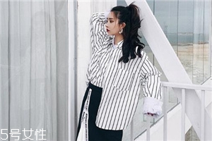 襯衫需要打底嗎？淺色襯衫最好打底