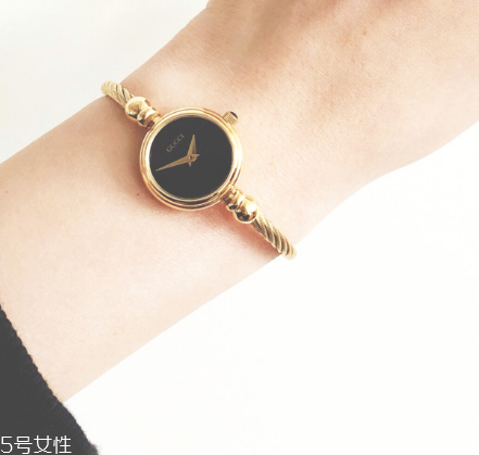 gucci手表什么檔次？時尚與浪漫的演繹家