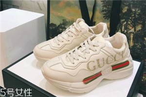 gucci老爹鞋有女款嗎？明星們?nèi)耸忠浑p