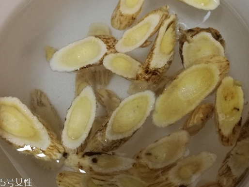 黃芪是什么味道？有點大豆味