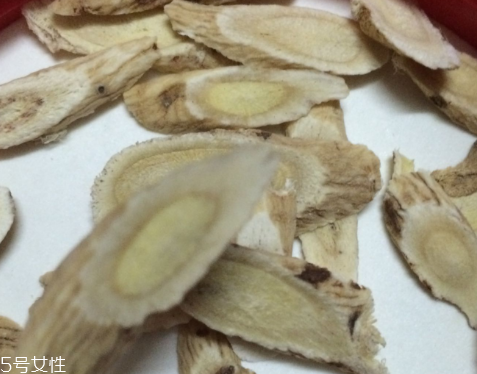 黃芪是大的好還是小的好？好壞跟大小無關