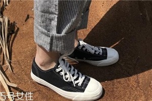 帆布鞋和板鞋有什么區別？帆布鞋板鞋大對比