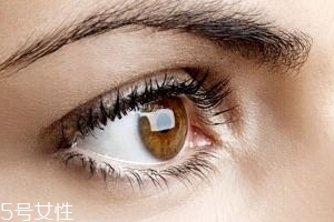 葉黃素能治白內障嗎？有一定改善作用