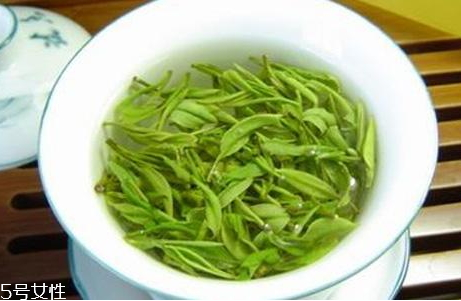 毛尖什么時(shí)候采摘 清明節(jié)及谷雨前后