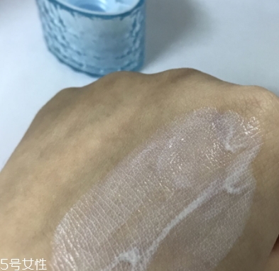 防曬乳可以當(dāng)隔離用嗎？不可用在妝前