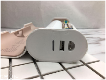歐樂b電動牙刷怎么樣？四個刷頭很好用