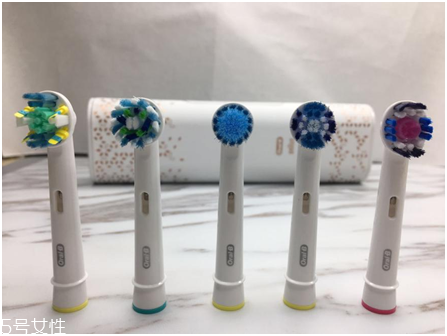 歐樂b電動牙刷怎么樣？四個刷頭很好用