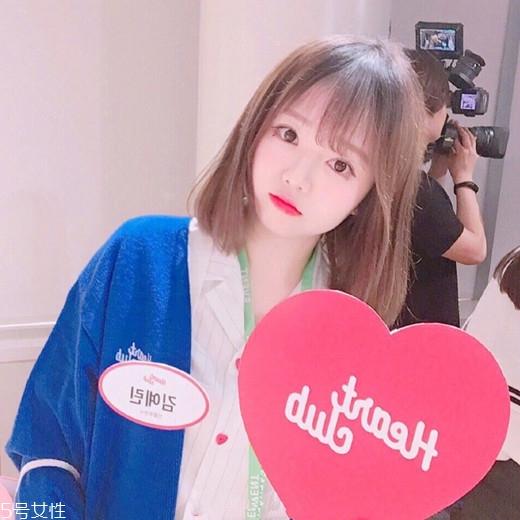 齊肩直發怎么扎好看 凸顯女神清純