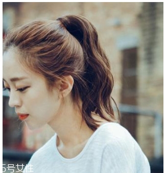 中長發怎么扎好看 中長發這樣扎可愛又減齡