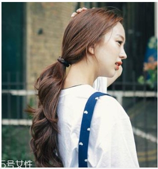 中長發怎么扎好看 中長發這樣扎可愛又減齡