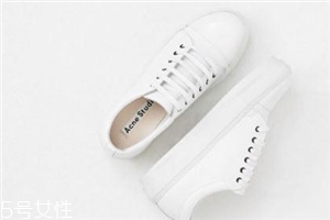 小白鞋里面怎么洗？小白鞋內側清洗方法