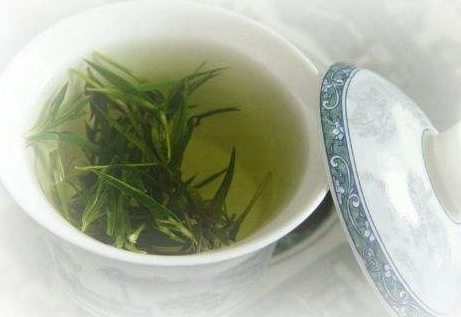 白茶什么季節喝好 白茶的最佳飲用時間