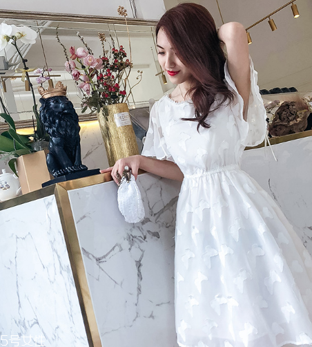 高瘦女生穿什么連衣裙？最適合高瘦女生的連衣裙款式