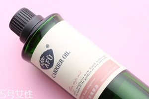 玫瑰果油可以抹頭發嗎？玫瑰果油可以直接擦臉嗎