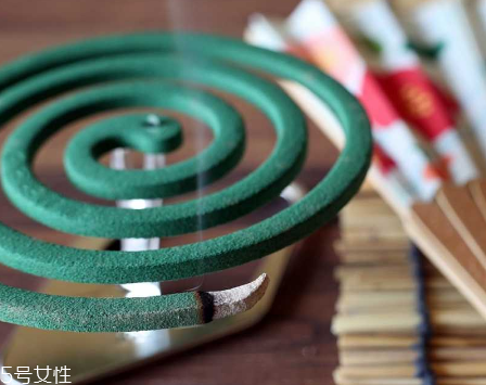 欖菊蚊香和超威蚊香哪個(gè)好？