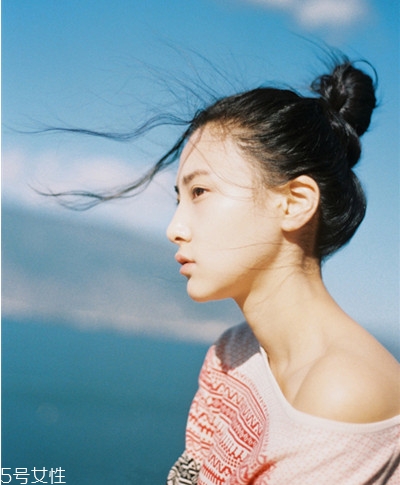 夏天扎什么頭發最涼快 22款夏日清涼編發