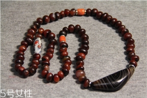 瑪瑙項(xiàng)鏈一般多少錢？瑪瑙項(xiàng)鏈?zhǔn)袌鰞r(jià)位