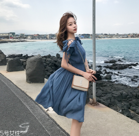 皮膚黃穿什么顏色顯白？適合黃皮女生的衣服顏色
