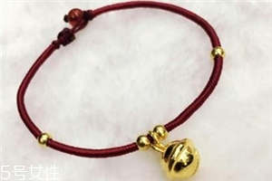 手鏈上的中國結怎么編？手鏈上的中國結編法教程