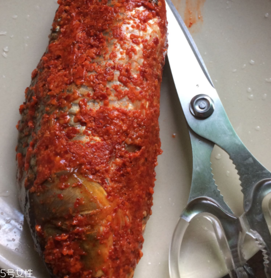 腌魚(yú)能放冰箱嗎？腌魚(yú)放冰箱好嗎？