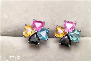 耳釘要經常拿下來嗎？耳釘需要經常取下來嗎
