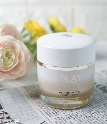 olay氣泡霜兩款區別 olay玉蘭油氣泡霜兩款適合膚質