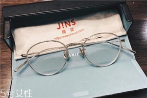 jins眼鏡多少錢？jins眼鏡價格