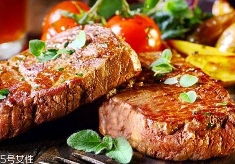 肉眼牛排是牛的哪個部位 菲力牛排和肉眼牛排有什么區別