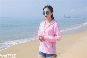 防曬衣上的油怎么洗？防曬衣上滴了油用什么洗？