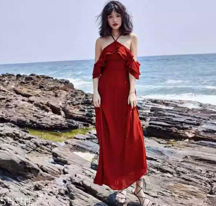 胸大適合什么連衣裙？胸大穿什么連衣裙好看？