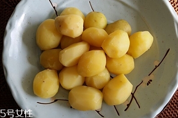 土豆要去皮嗎？土豆怎么去皮最快？