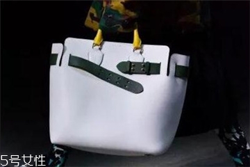 burberry the belt尺寸多大？巴寶莉貝爾特包有哪幾種尺寸？
