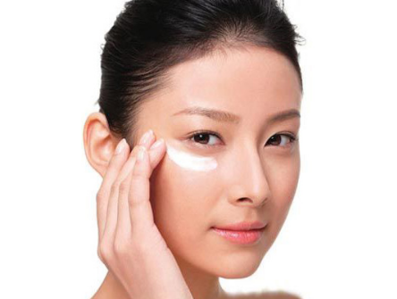 眼霜分年齡嗎？眼霜使用分年齡段嗎？