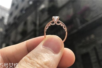 鉆戒上的鉆石會(huì)碎嗎？鉆戒的鉆碎了怎么辦？