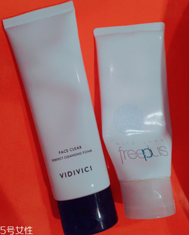 vidivici和芙麗芳絲哪個(gè)好？vidivici和芙麗芳絲洗面奶比較