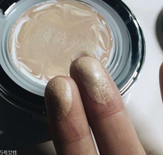 愛敬氣墊13號(hào)色怎么樣？愛敬氣墊水粉霜使用心得
