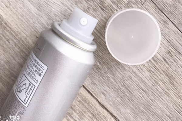 安耐曬乳液好還是啫喱 安耐曬乳液和啫喱區別