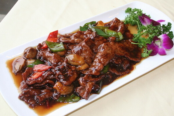 蠔油牛肉是哪個(gè)地方的菜？蠔油牛肉嫩是有竅門(mén)的
