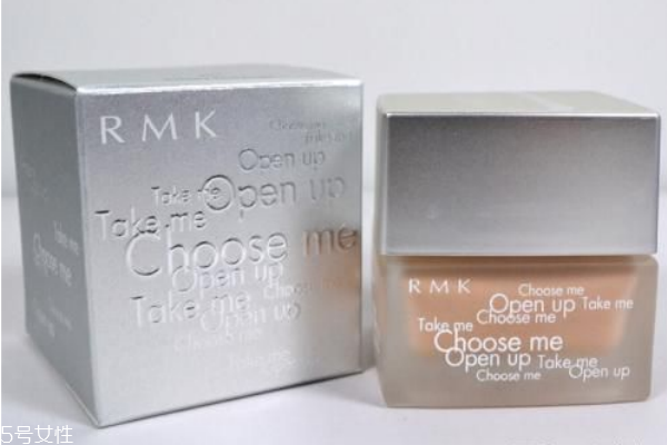 rmk粉底液和粉底霜哪個好 rmk粉底霜和粉底液的區別