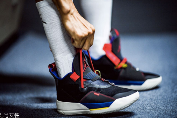 aj33怎么穿 全新鞋帶系統
