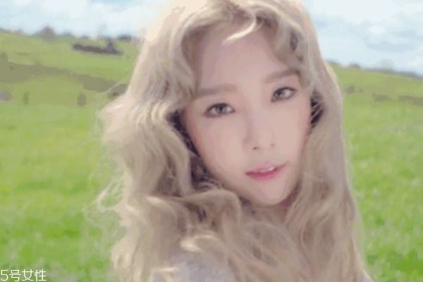 2019顯白洋氣的發色 顯洋氣顯白的頭發顏色