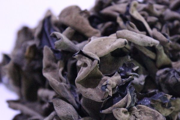 木耳怎么泡發的快 搖晃3分鐘能完全泡開