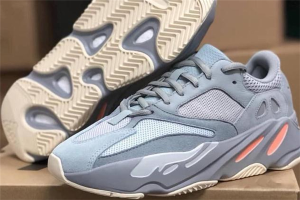 yeezy 700 inertia什么時候發售 實物首次曝光