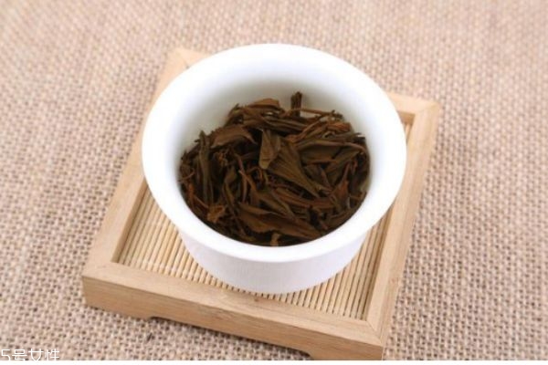 正山小種屬于巖茶么 如何鑒別正山小種的優劣