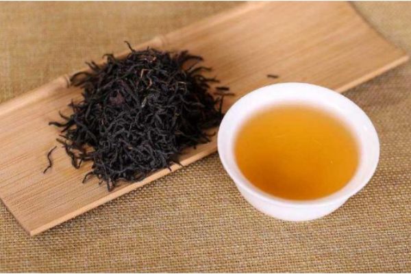 正山小種屬于巖茶么 如何鑒別正山小種的優劣